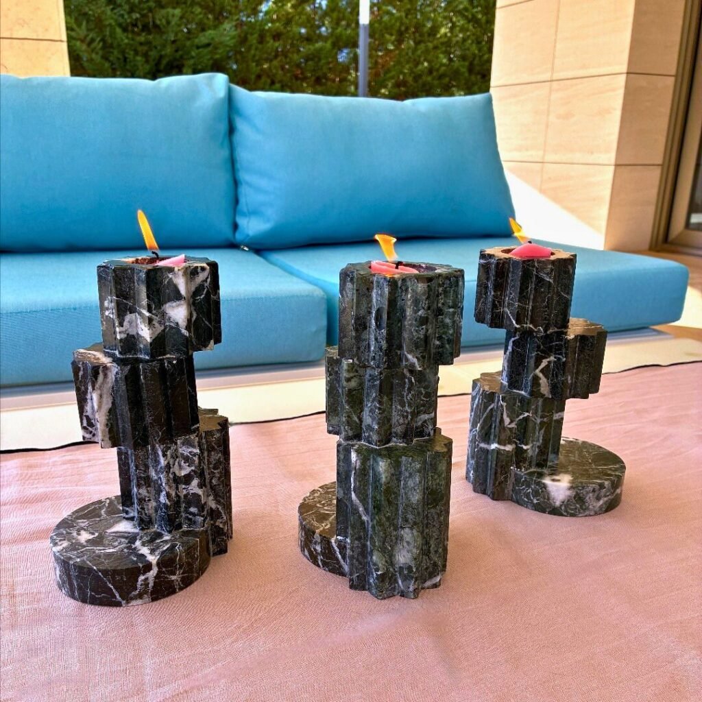 Handgjord designljusstake i exklusiv natursten