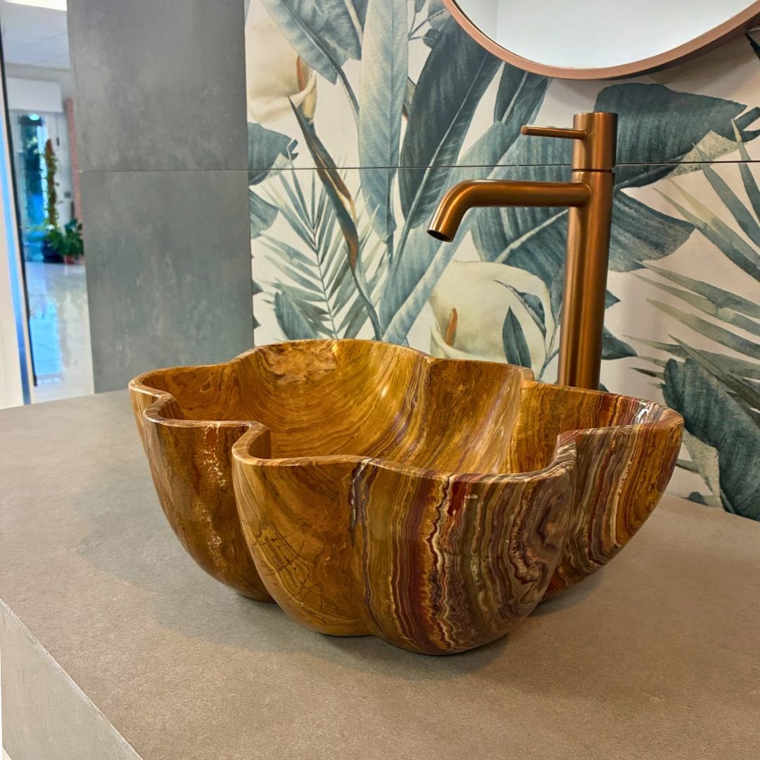 Handfat sten i brun onyx för bänkskiva