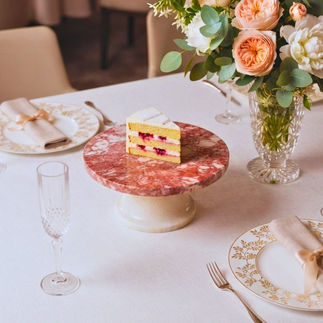 Support à dessert en marbre bicolore, parfait comme pièce décorative de table